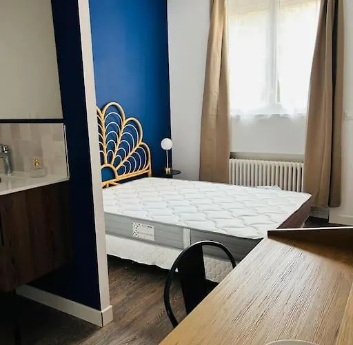 Cocon A 5 Mn Du Circuit Des 24h 勒芒